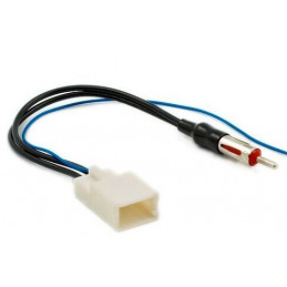Antenna adapter for Toyota models